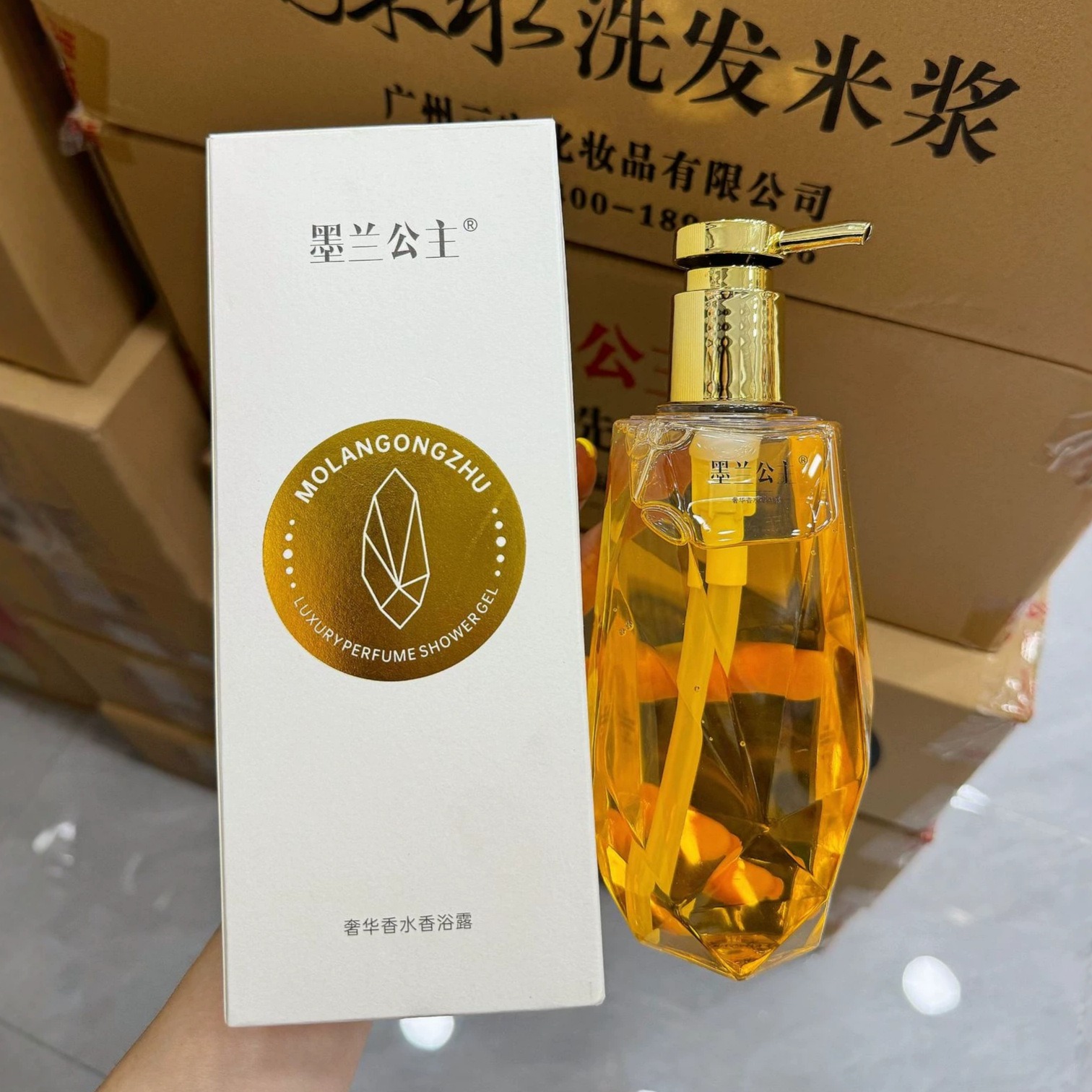 Gel Douche Parfumé Luxe Molan  - Perfume Fragrance Families avis et prix